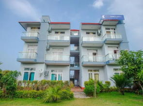 Corbett Castle Resort