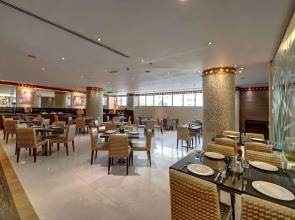 Howard Johnson Plaza By Wyndham Dubai Deira