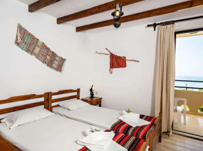 Matzi Studios & Apartments