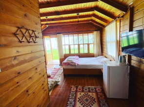 Demre Sahildeki Ev Bungalov