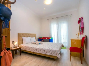 Kallisti Apartment