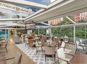 Titanic Port Bakirkoy