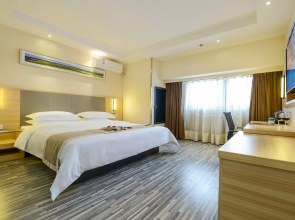 City Comfort Inn