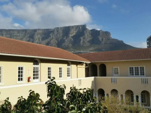 1 Bedroom Apartment in Inner City Cape Town