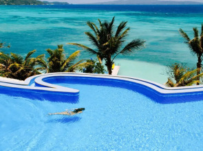 Monaco Suites de Boracay