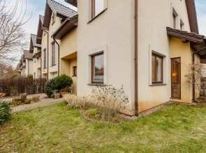 4-bedroom House in Warsaw by Renters