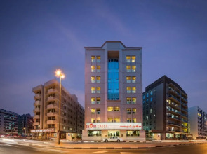 Savoy Crest Hotel Apartments