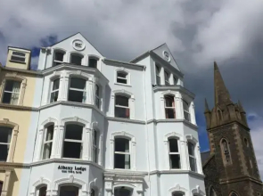 Albany Lodge