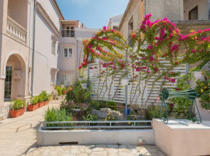 Korina Apart Hotel