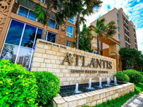 Atlantis Condo Resort by Natnarin