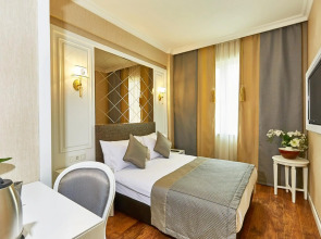 Seres Hotel Old City