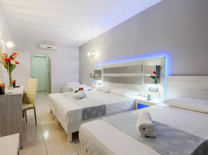 Savvas De Val Hotel