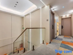 Look forward to the Future Hotel