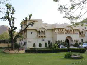 Dhula Garh  A Heritage Hotel