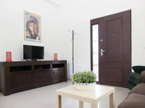 Alona's Apartments
