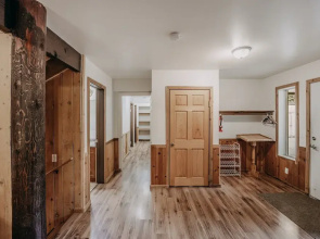Mt Baker Lodging Cabin 3 is a Very Large Cabin on Acreage