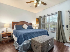 Fore Seasons Golf Condo - 5 Min to Silver Dollar!