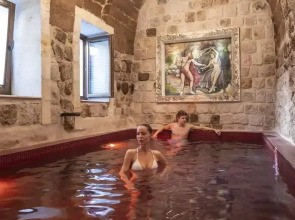 Elika Cave Suites & Spa