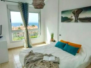 Jessica s Hideaway Amarilla Golf Bliss