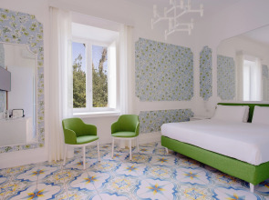 Relais Correale Rooms & Garden
