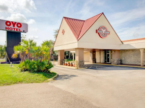 OYO Hotel Dundee By Crystal Lake