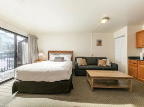226 Bldg B 1 Bedroom Condo