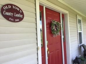 Old Town Country Landing B&B