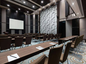 Отель Radisson Blu Hotel, Dubai Media City