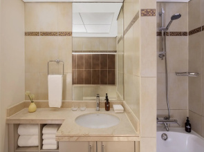 Staybridge Suites Dubai Internet City, an IHG Hotel