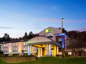 Holiday Inn Exp Meadville I-79 Exit 147a