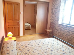 Property With one Bedroom in Belcastel, With Enclosed Garden - 57 km F