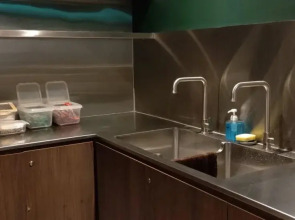 Wink @ Mosque Street