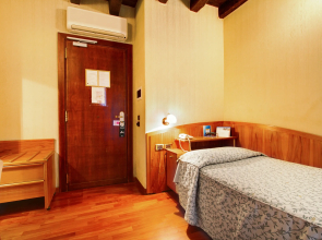 Hotel Corot
