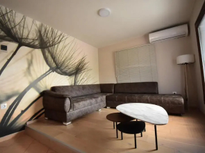 Happinest Private Suite with Jacuzzi