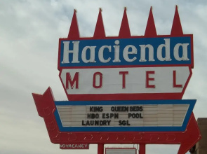 Hacienda Motel