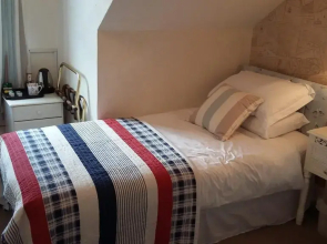 Cambridge House Guest House