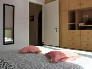 Helen's Sounio Apartments