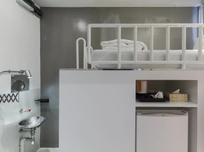 Collection O Jasaen Stylish Boutique Hotel