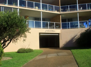 Portofino, Unit 6/7 Laman Street