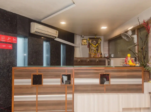 OYO 13823 Hotel Praveen International