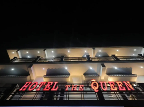 Hotel The Queen By Jal's