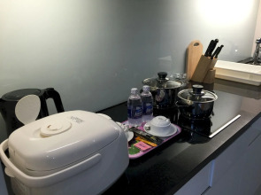 Bluesky Serviced Apartment Airport Plaza