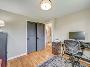 Renton Oasis: Relaxing 3br Home W/ Great Outdoor! 3 Bedroom Home by RedAwning