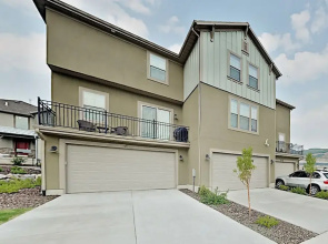 1072wcat 4 Bedroom Home