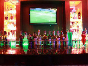 Patong Hemingway's Hotel