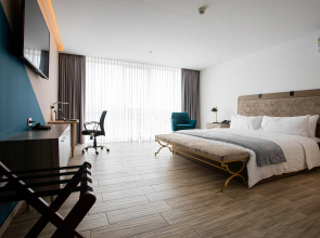 Hotel Puerto Pacifico Guayaquil Airport