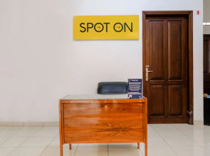 SPOT ON 2749 Tiga Sinar Residence