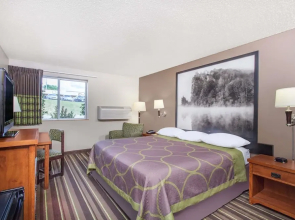 Super 8 Richlands/Claypool Hill Area