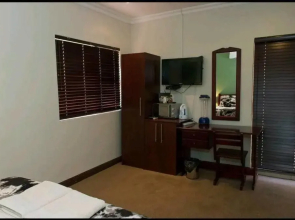 Olive Garden Guesthouse