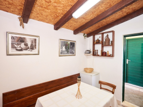 Apartment Jere -a family apartment A Metkovic, Riviera Dubrovnik